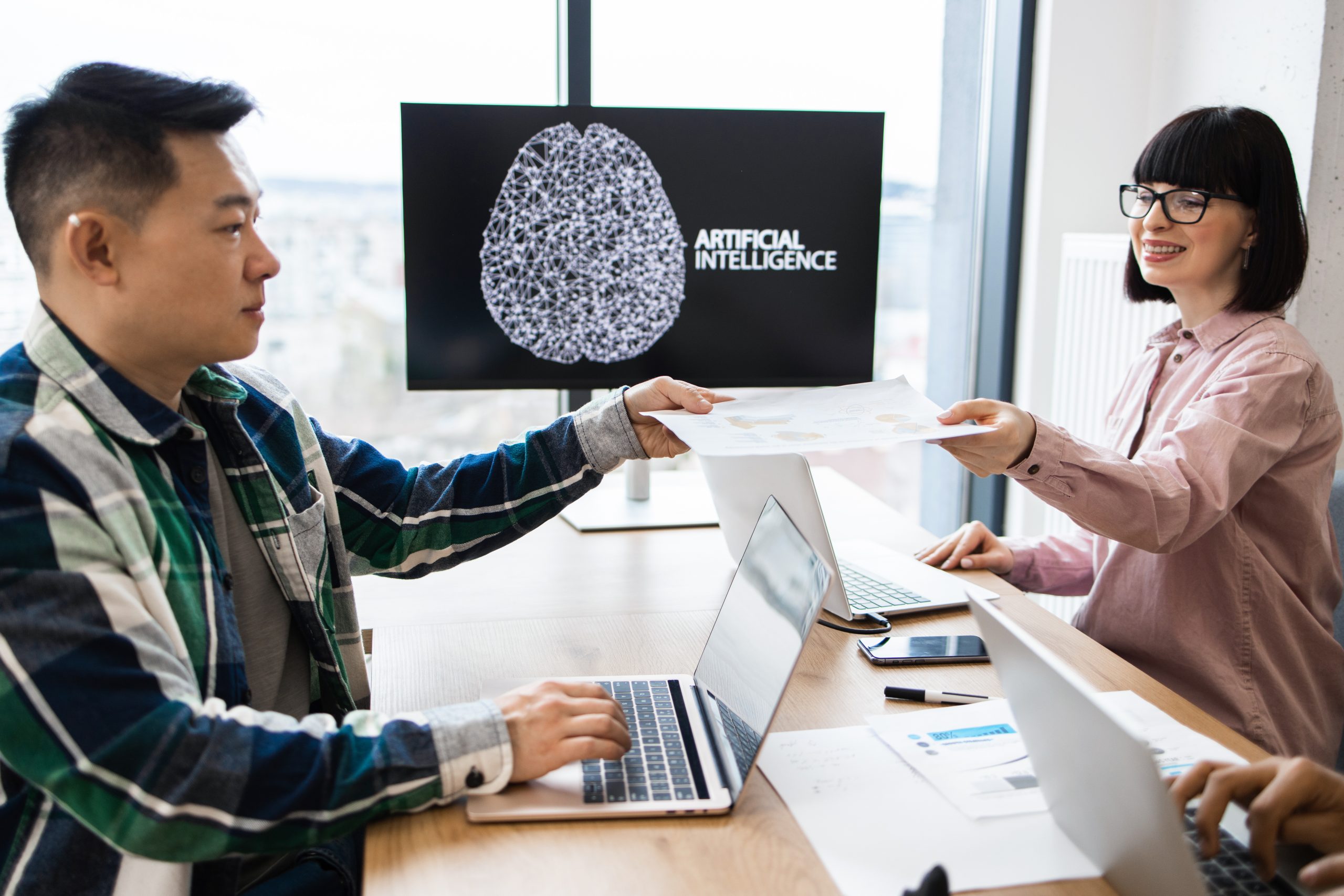 El rol de la inteligencia artificial en la personalización de la experiencia digital